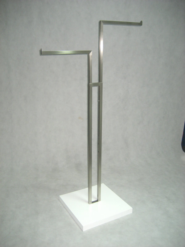 [02-10-202-00016] Metal Adjustable Clothing Rack